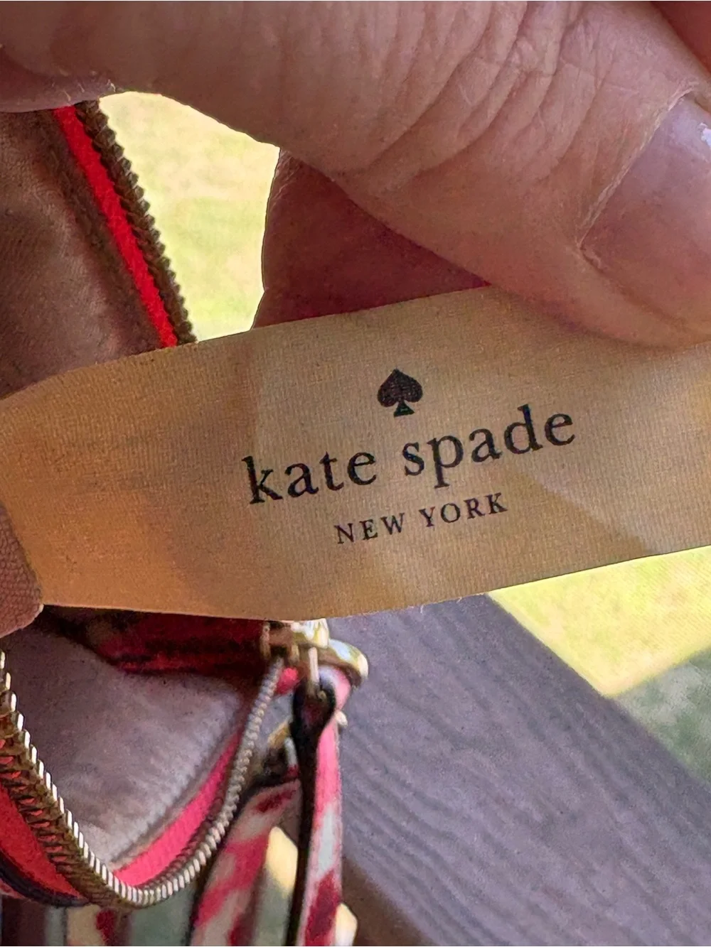 kate spade Pink and White Floral-Print Wristlet EUC - Picture 2 of 6